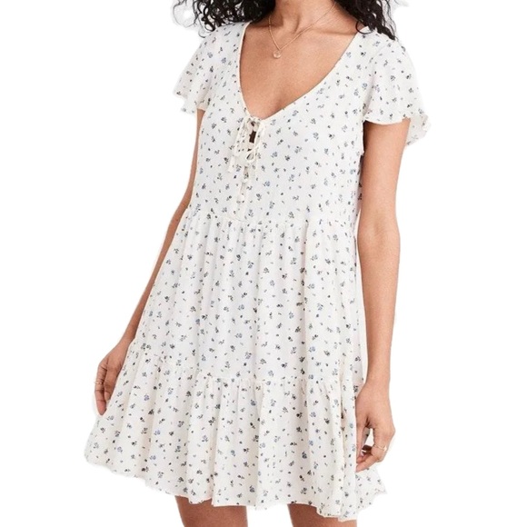 American Eagle Outfitters Dresses & Skirts - American Eagle Tiered Floral Babydoll Dress - Size Women’s US S